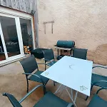 Semesterbostad Petite Maison Avec Cour Privative *