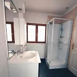 Petite Maison Avec Cour Privative