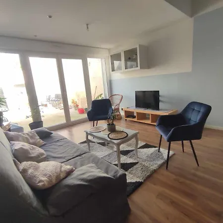 Petite Maison Avec Cour Privative * Ecrouves