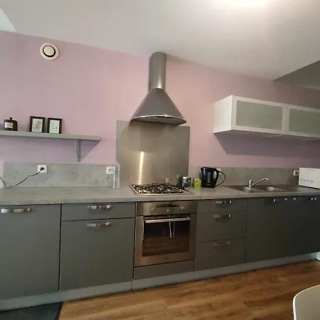 Petite Maison Avec Cour Privative Holiday home *