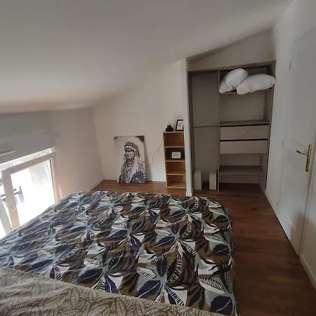 Holiday home Petite Maison Avec Cour Privative