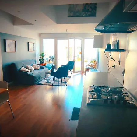 Petite Maison Avec Cour Privative