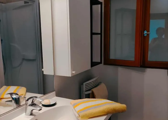 Holiday home Petite Maison Avec Cour Privative *