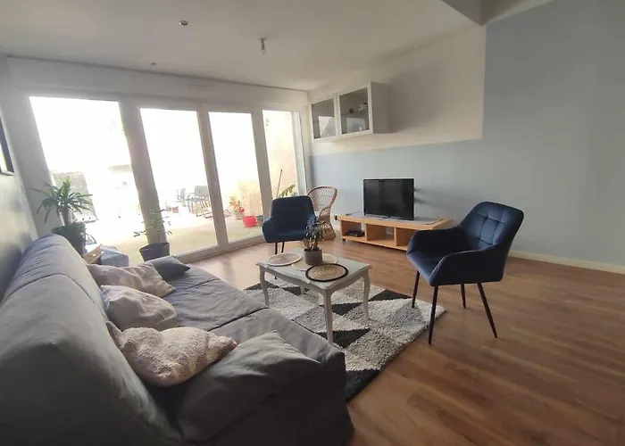 Petite Maison Avec Cour Privative * Ecrouves