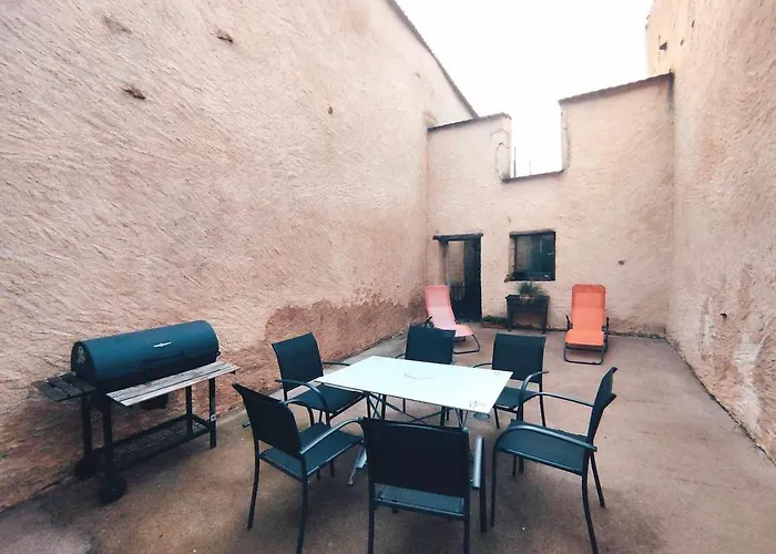 Petite Maison Avec Cour Privative * Ecrouves